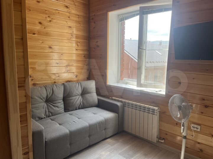 Таунхаус 55 м² на участке 1 сот.