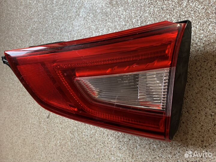 Фонарь крышки багаж. правый Qashqai J11 265504ea5b