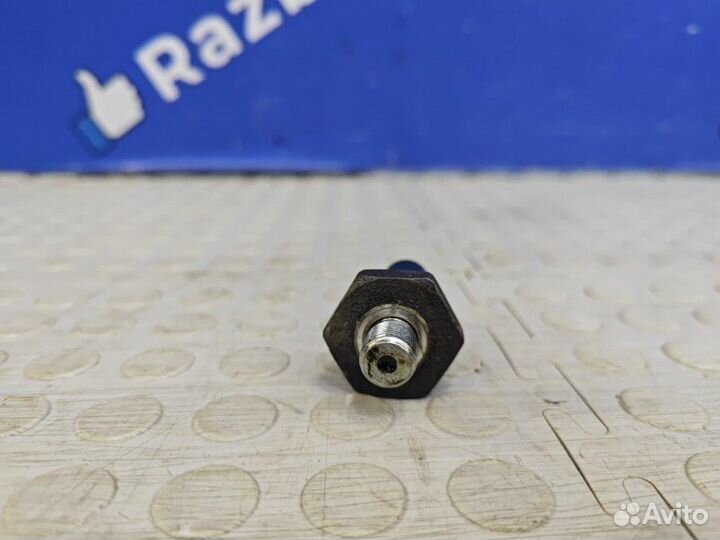 Датчик давления масла Skoda Octavia A7 CJZ 2014