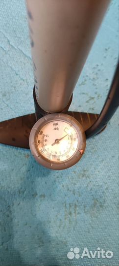 Насос велосипедный