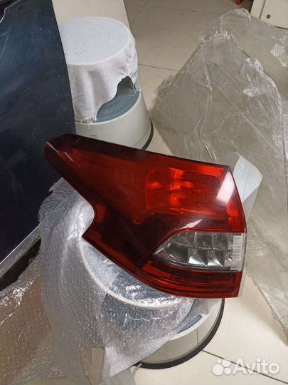 Фонарь задний