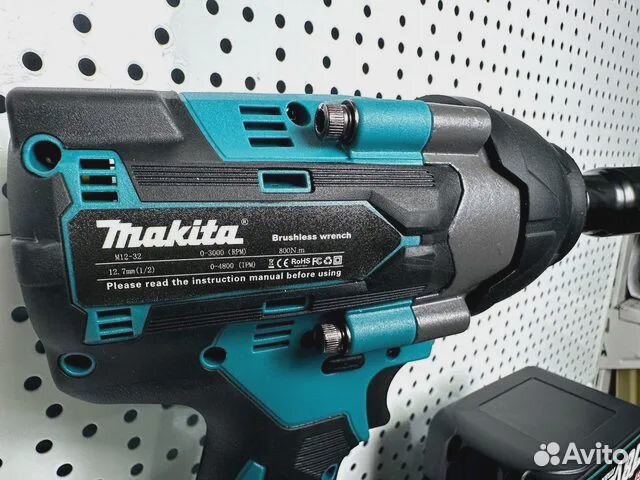 Гайковёрт аккумуляторный Makita 800 Nm.безщеточный