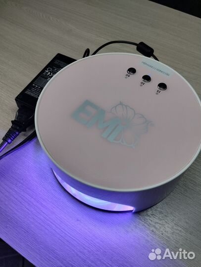 Лампа для маникюра EMI гибрид