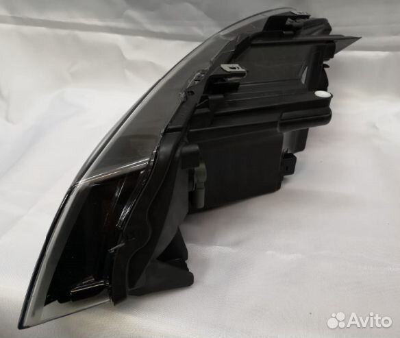 Фара Фольксваген Поло 10-15г правая новая оригинал