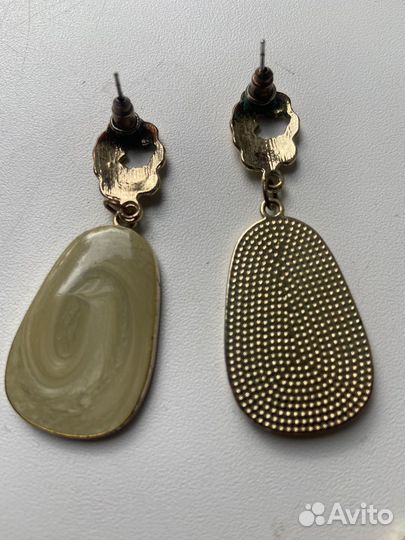 Серьги б/у, красивые, современные