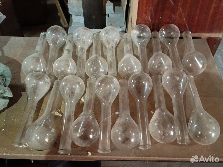 Стеклянная колба