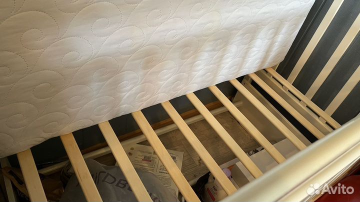 Детская кроватка с мастрасом