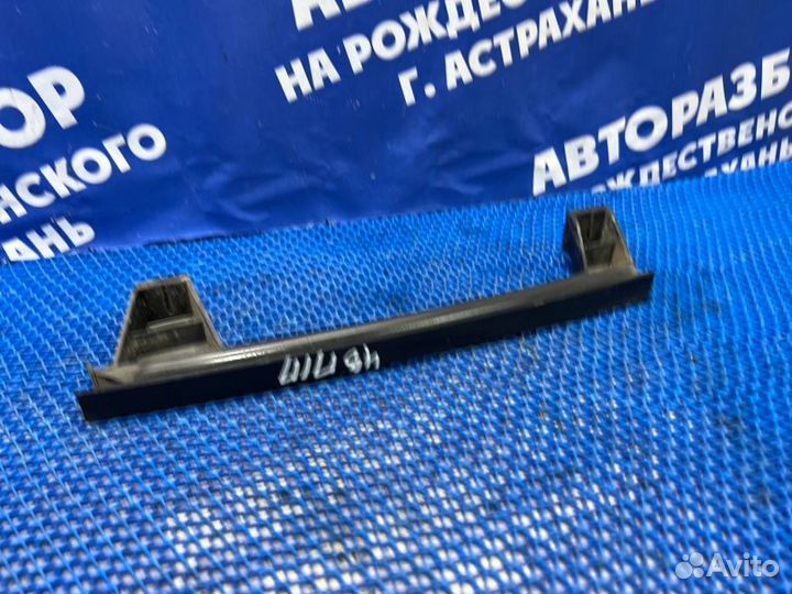 Направляющая стекла двери Chevrolet Aveo T300