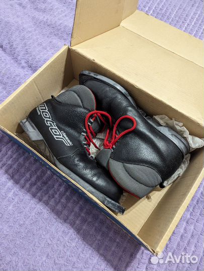 Ботинки лыжные motor