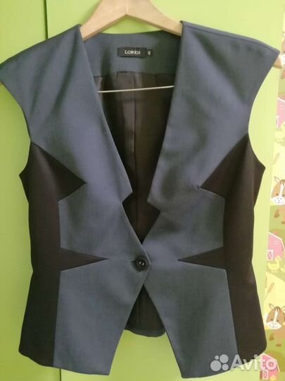 Деловая одежда 46р