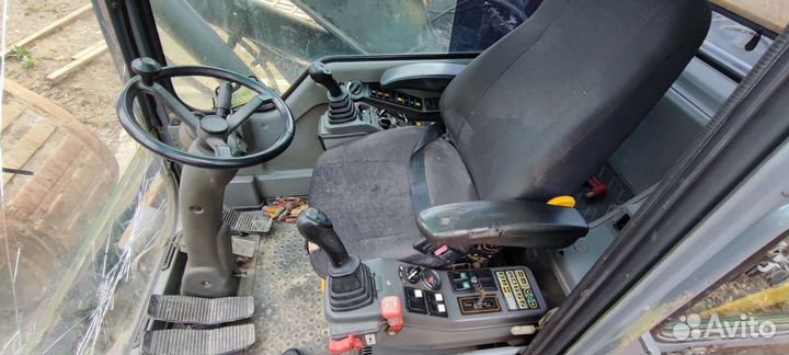 Колёсный экскаватор Volvo EW160B, 2006