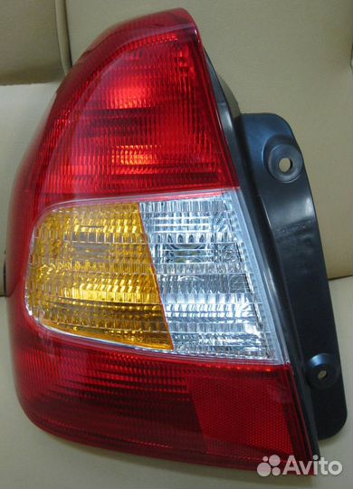 Фонарь задний левый Hyundai Accent