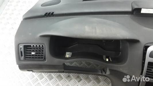 Панель приборов (торпедо) peugeot 307 (GSE04IS01)