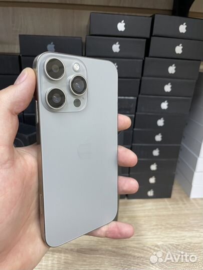 iPhone xr в корпусе 15 pro серый титан