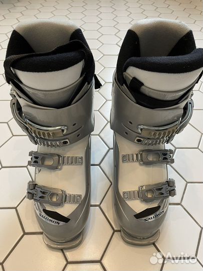Горнолыжные ботинки Salomon Devine 24