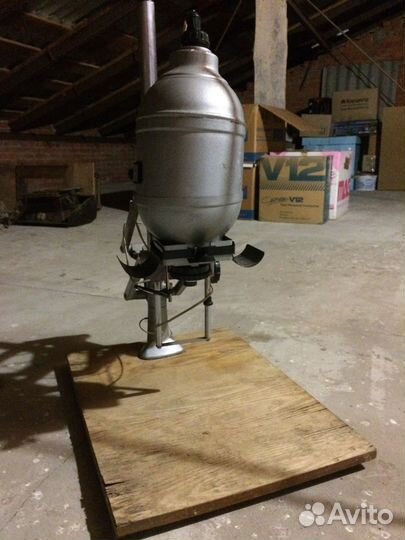 Фотоувеличитель для проявки фото СССР