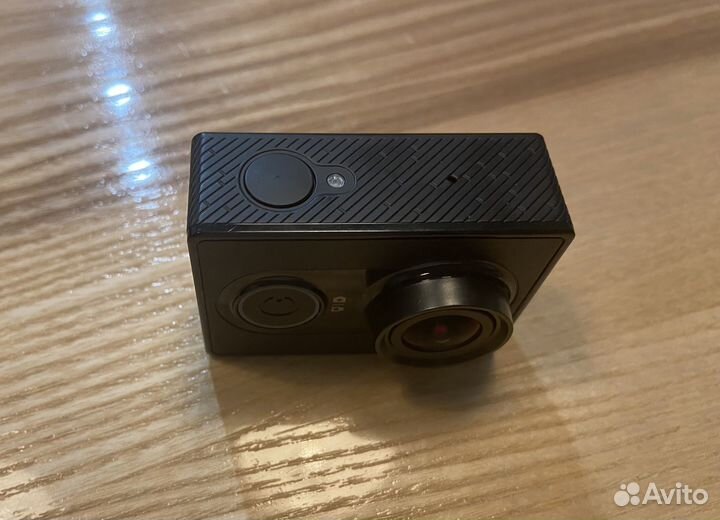 Экшн камера xiaomi YI (action camera)