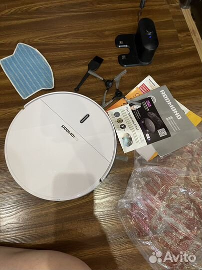Робот пылесос redmond rv r450