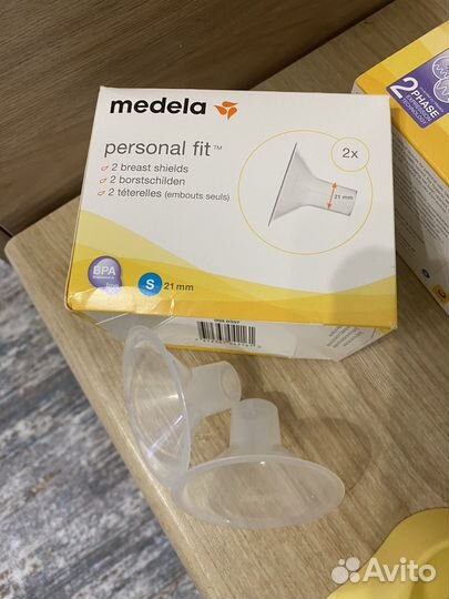 Молокоотсос medela ручной