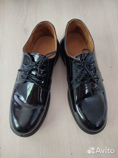 Туфли уставные лакированные лабутены офисные 44