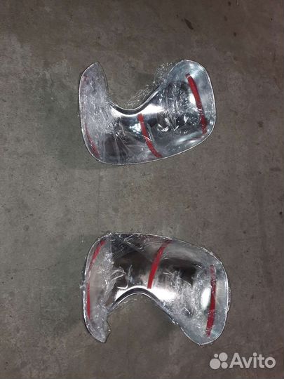 Накладка на зеркало.хром.рено трафик 2