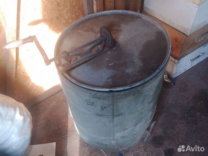 Медогонка бу 2 рамки