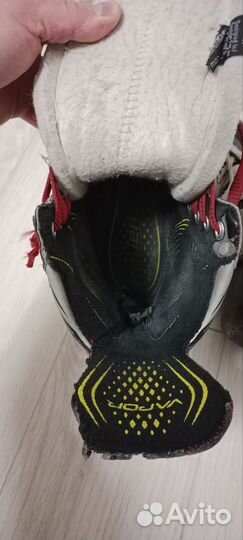 Хоккейные коньки bauer