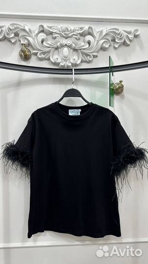 Футболка prada