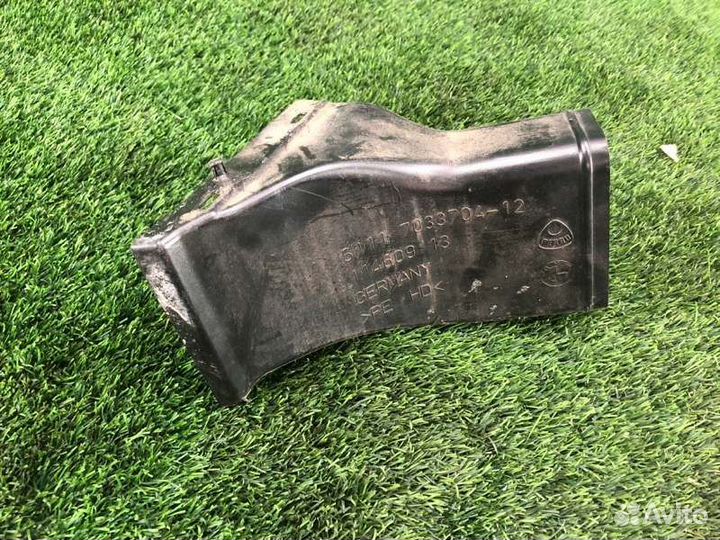 Воздуховод охлаждения тормозов передний правый Bmw