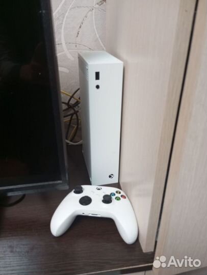 Xbox One s