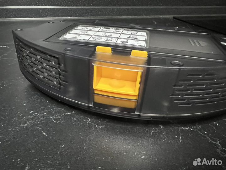 Контейнер для робота пылесоса Redmond