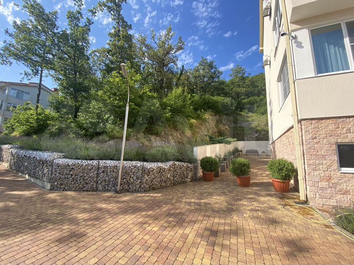 1-к. квартира, 56 м², 3/3 эт.