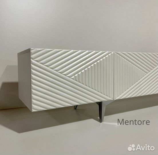 Тумба тв Bravo (на опорах или подвесная)