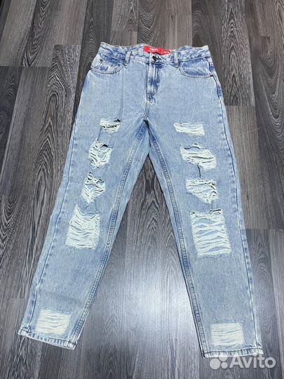 Джинсы женские рваные
