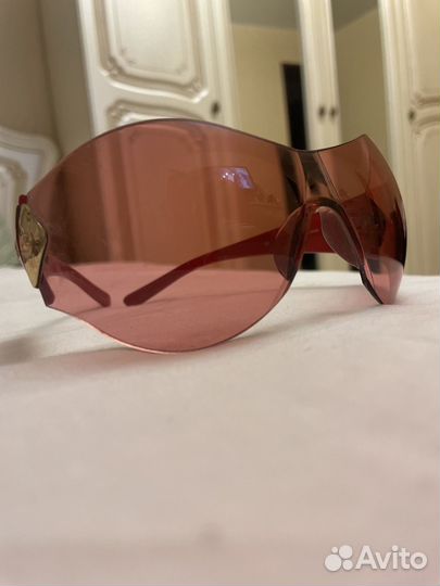 Солнцезащитные очки женские брендовые