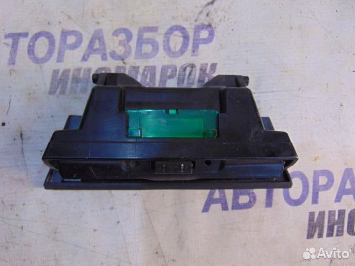 Пепельница передняя для Toyota Corolla Fielder 1