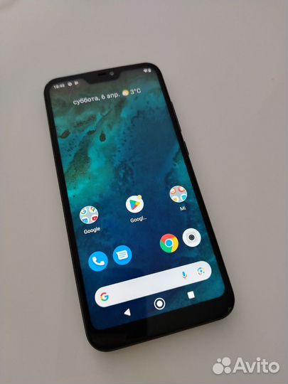 Xiaomi Mi A2 Lite Android One, 4/32 ГБ