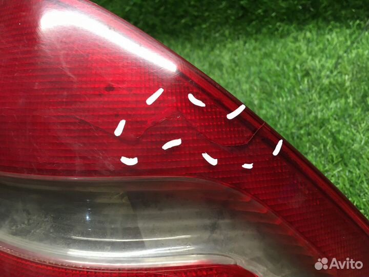 Фонарь задний правый Mercedes-Benz C W203