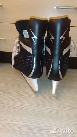 Коньки хоккейные 46,47 размер