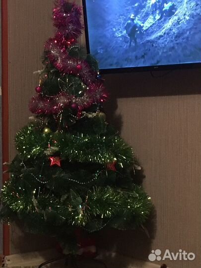 Елка искусственная