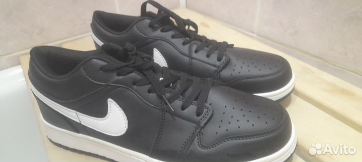 Кроссовки nike