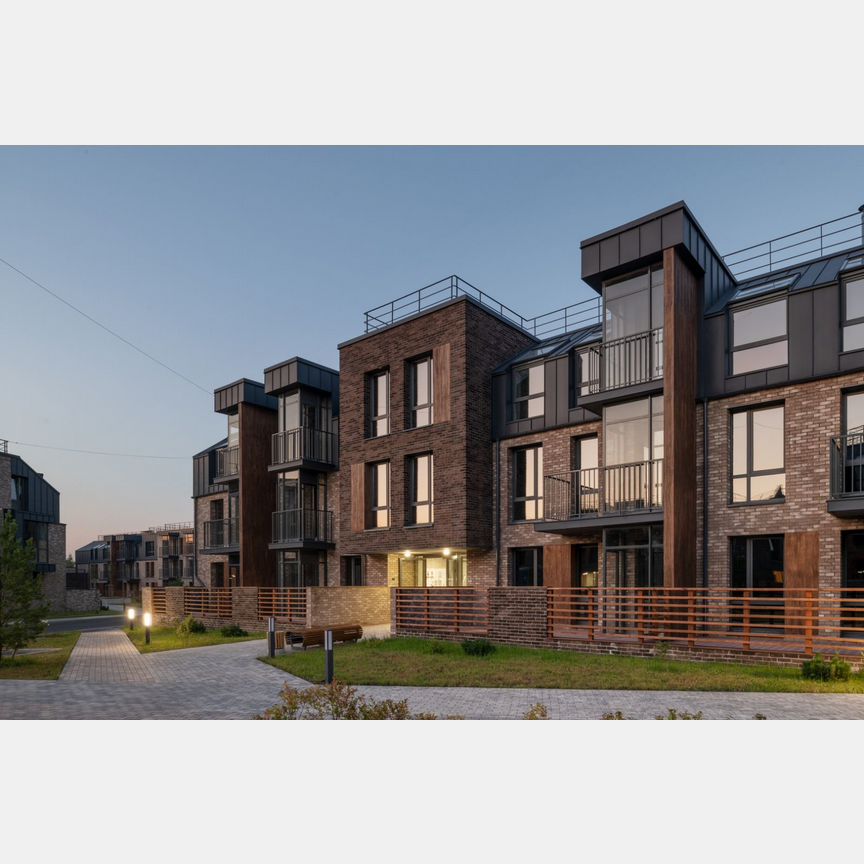 3-к. квартира, 107 м², 2/3 эт.