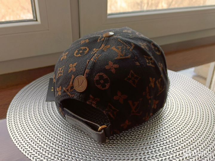 Бейсболка Louis Vuitton