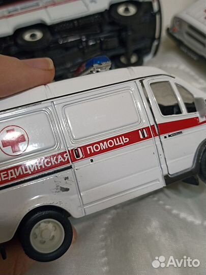 Коллекция моделей машин скорая помощь 12шт