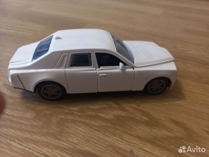 Автомобиль коллекционный