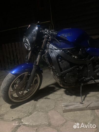 Suzuki GSX 600f katana