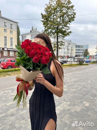 Розы красные букет