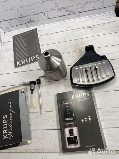 Кофемашина Krups Espresseria EA8250PE