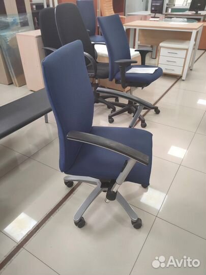 Компьютерное кресло
