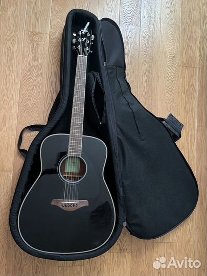 Гитара Yamaha FG 820 черная